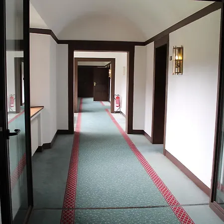 Hotel Relexa Cecilienhof 4*